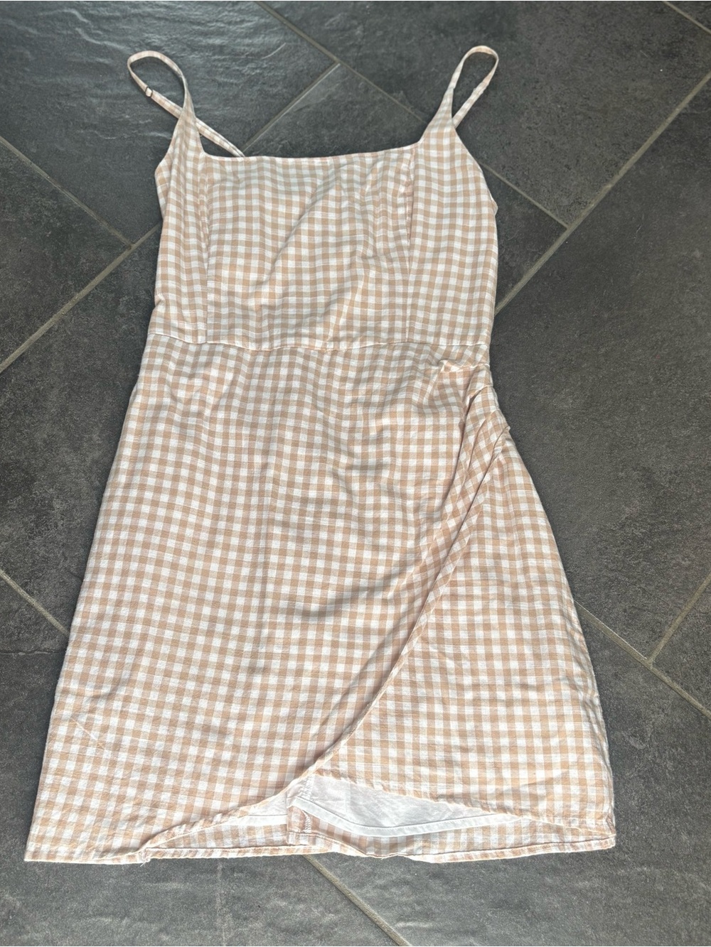 Abercrombie Beige Gingham Spaghetti Strap Wrap Dress Womens S lined ruched